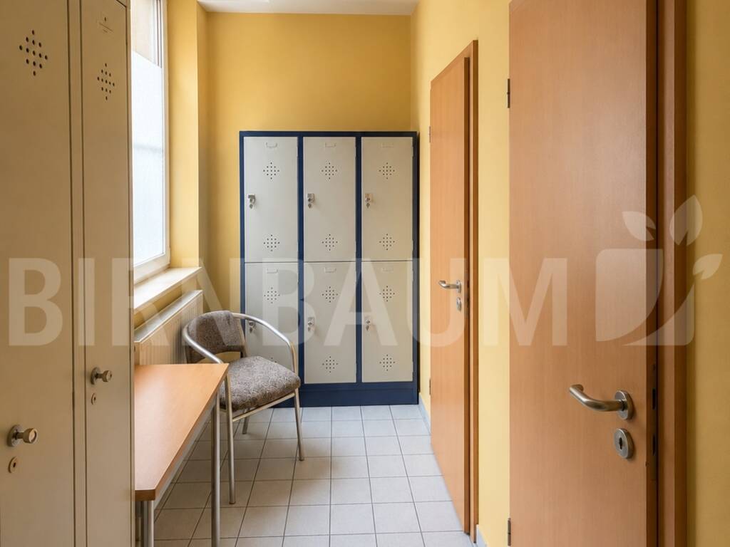 Umkleidebereich, Personal-WC Umkleidebereich, Personal-WC